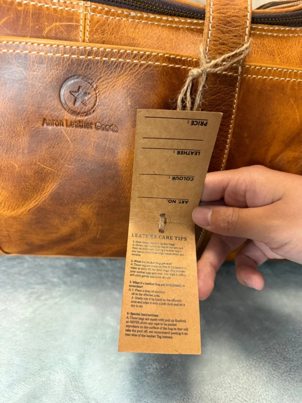 Aaron Leather Goods travel style